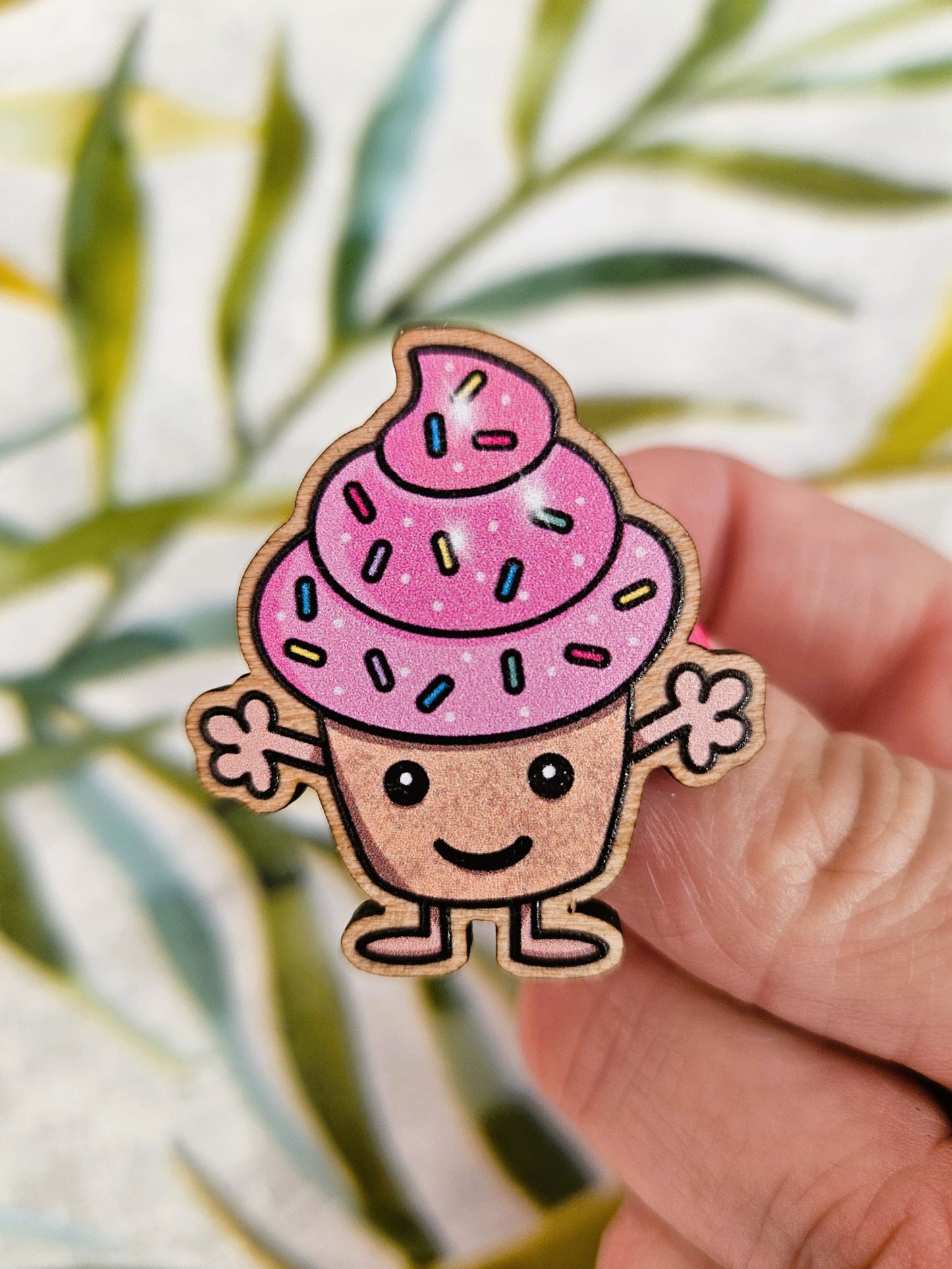 Cupcake Wooden Badge